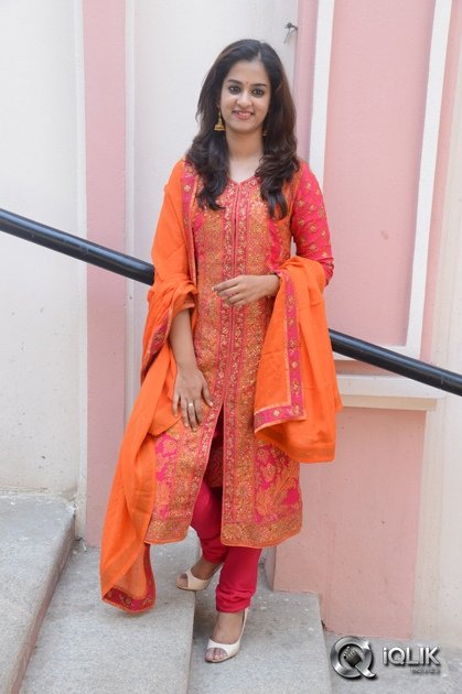 Nanditha-at-Savitri-Movie-Success-Meet